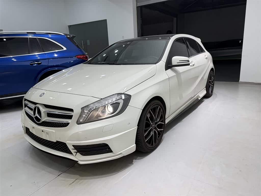 Mercedes-Benz A Class (Imported) 2015 Mercedes-Benz A Class (Imported) 2015 car image
