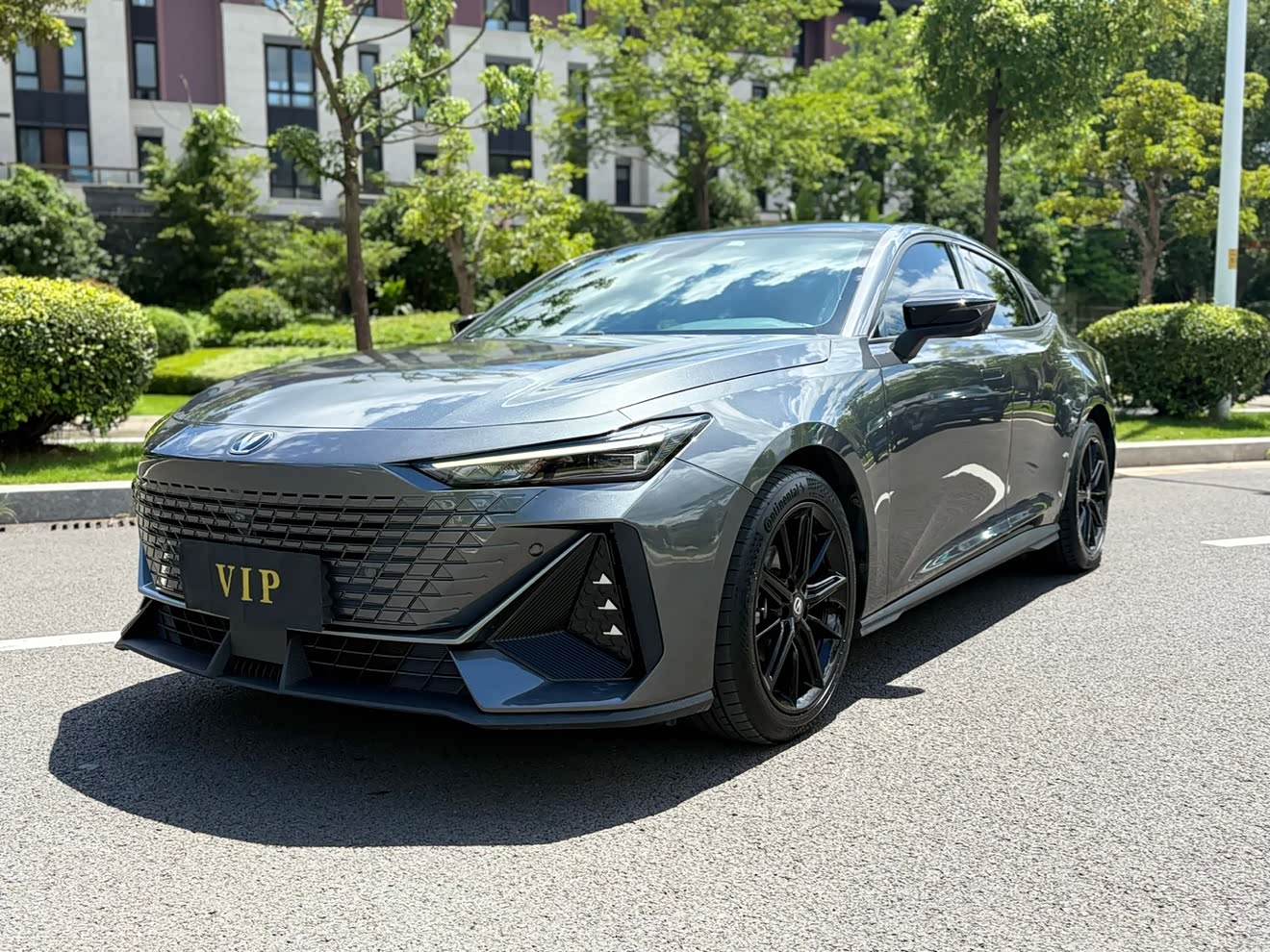 Changan UNI-V 2022 image de voiture 