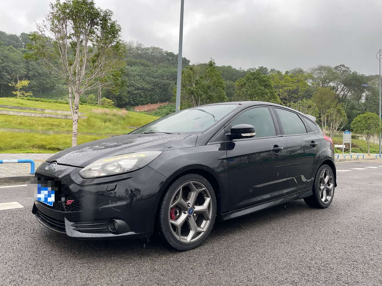 Ford Focus (Imported) 2013 Ford Focus (Imported) 2013 car image