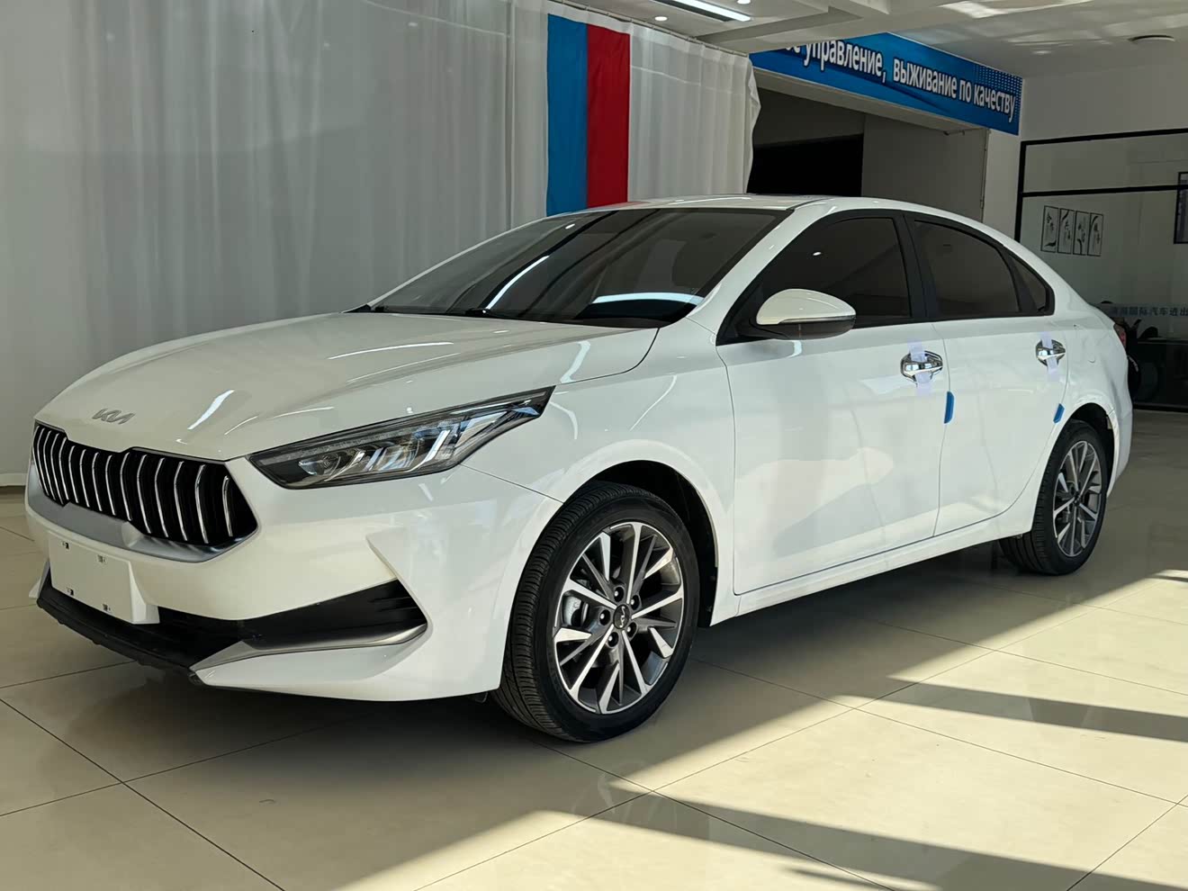 Kia K3 2022 汽车图片 