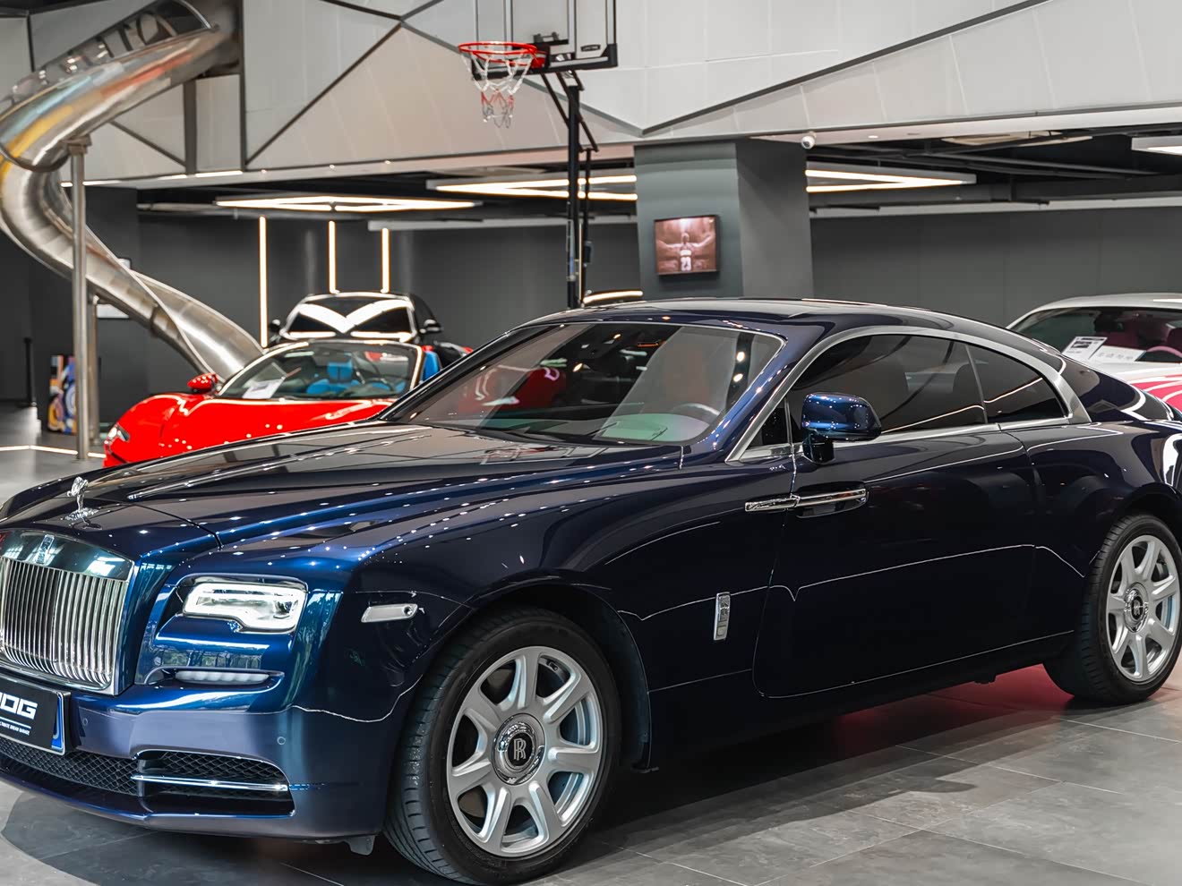 Denza Wraith 2022 Denza Wraith 2022 car image