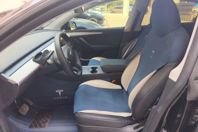 Tesla Model Y 2023 #15 Tesla Model Y 2023 car image #15