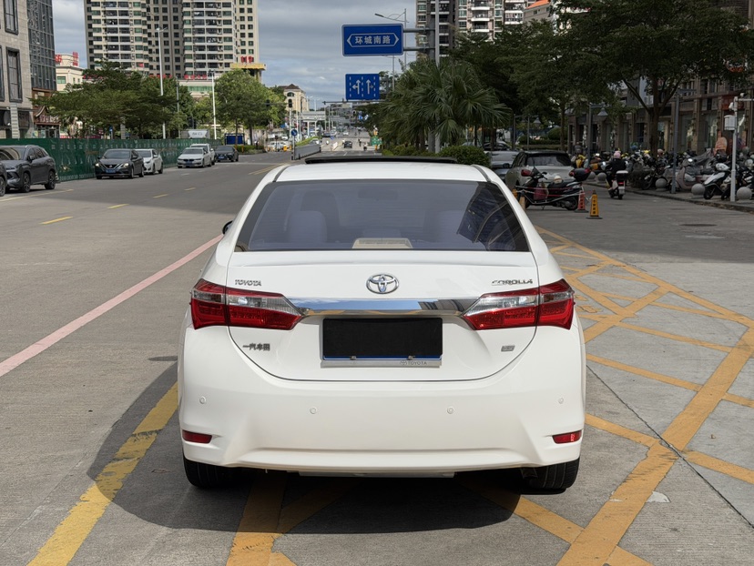 Toyota Corolla 2015 #8 Toyota Corolla 2015 car image #8