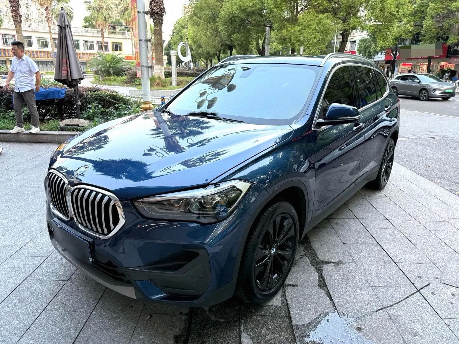 BMW X1 2020 BMW X1 2020 car image