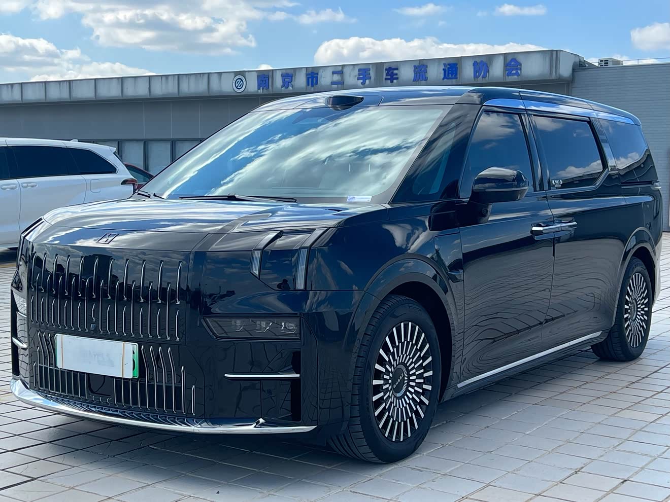 Volkswagen Phideon 2024 immagine di auto 