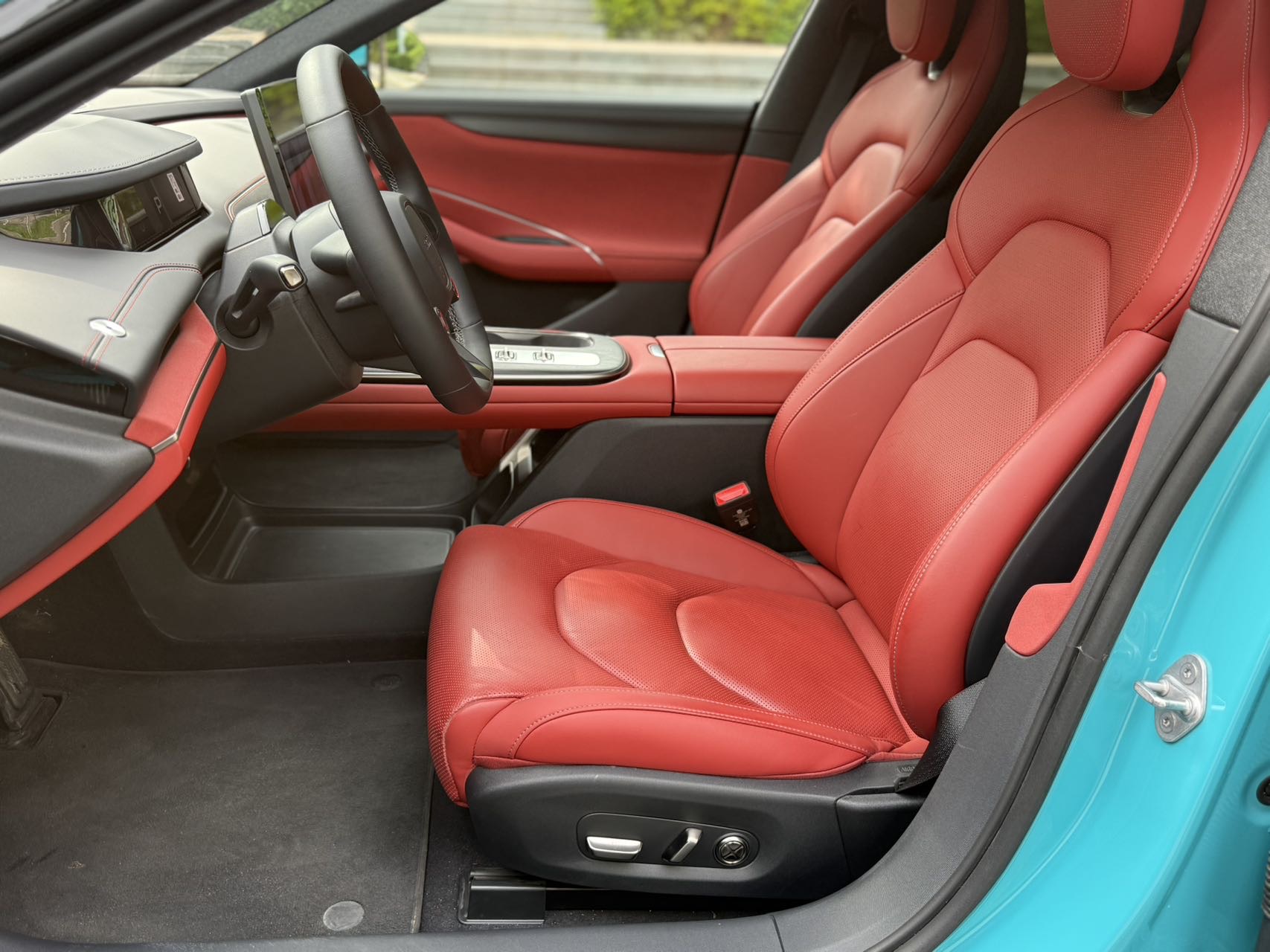 MI SU7 2025 car image #5