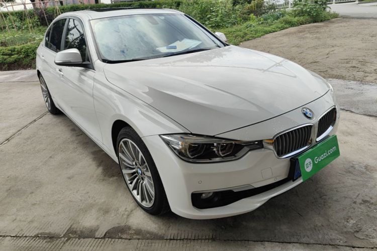 BMW 3 Series 2019 car image #4