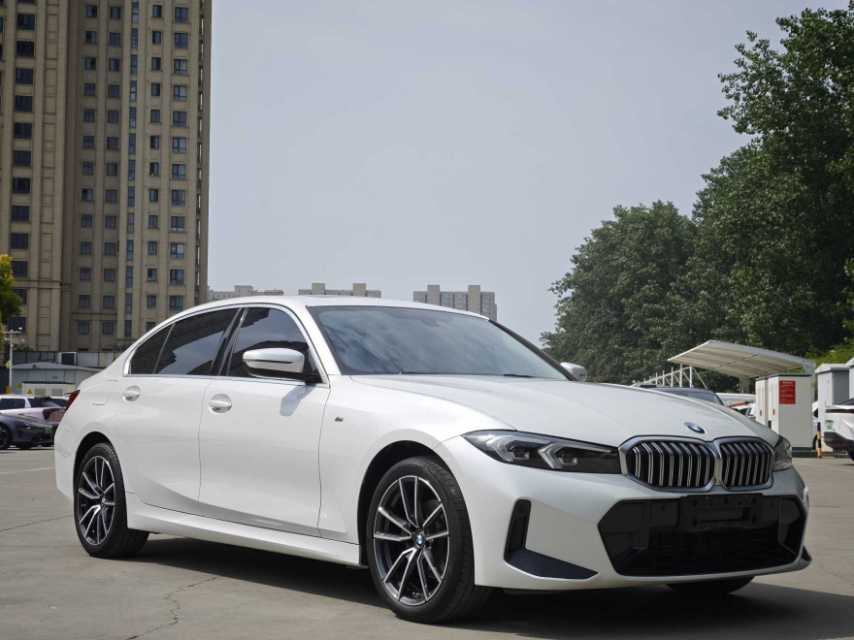BMW 3 Series 2024 #3 BMW 3 Series 2024 car image #3