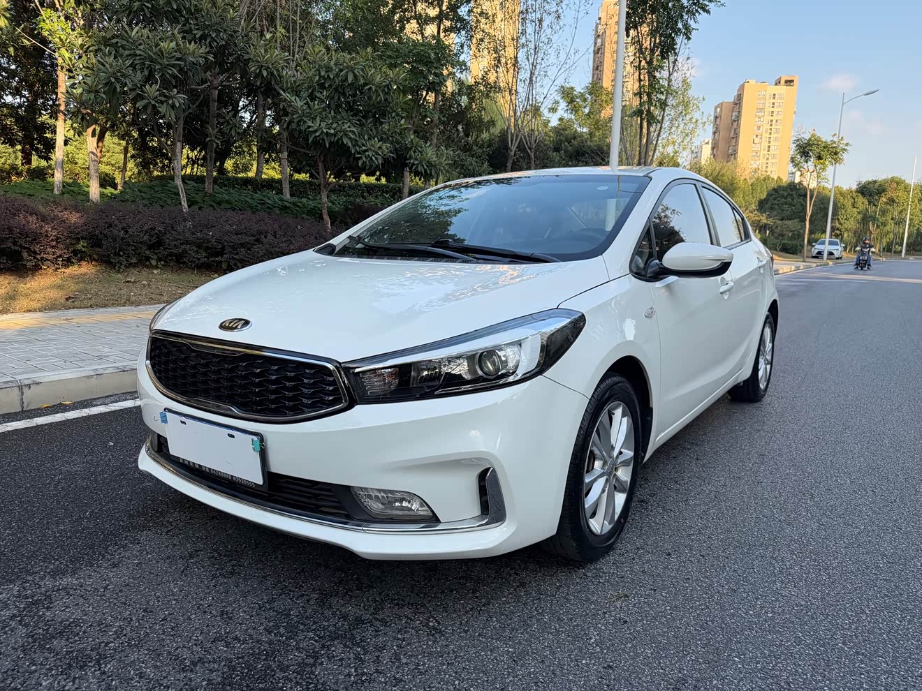 起亚 起亚K3 2018 汽车图片 