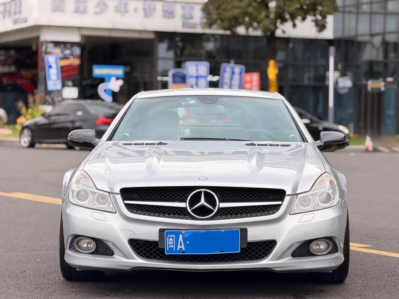 Mercedes-Benz SL Class 2012 car image 