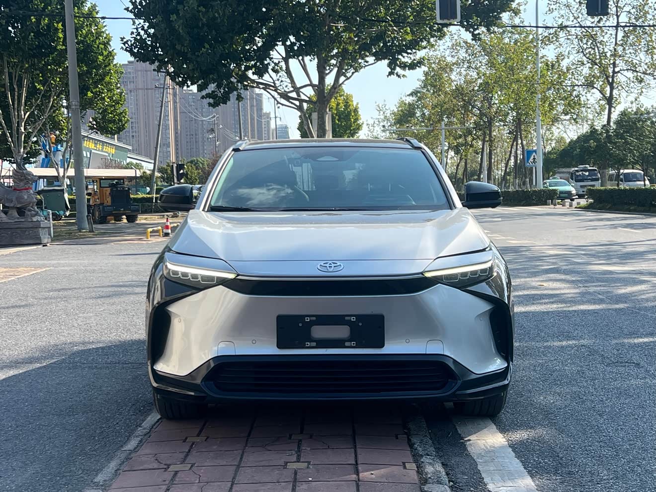 Toyota bZ4X 2022 汽车图片 