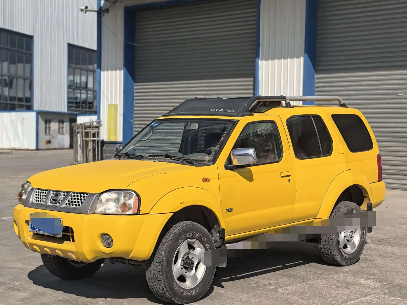 Nissan Paladin 2011 汽车图片 