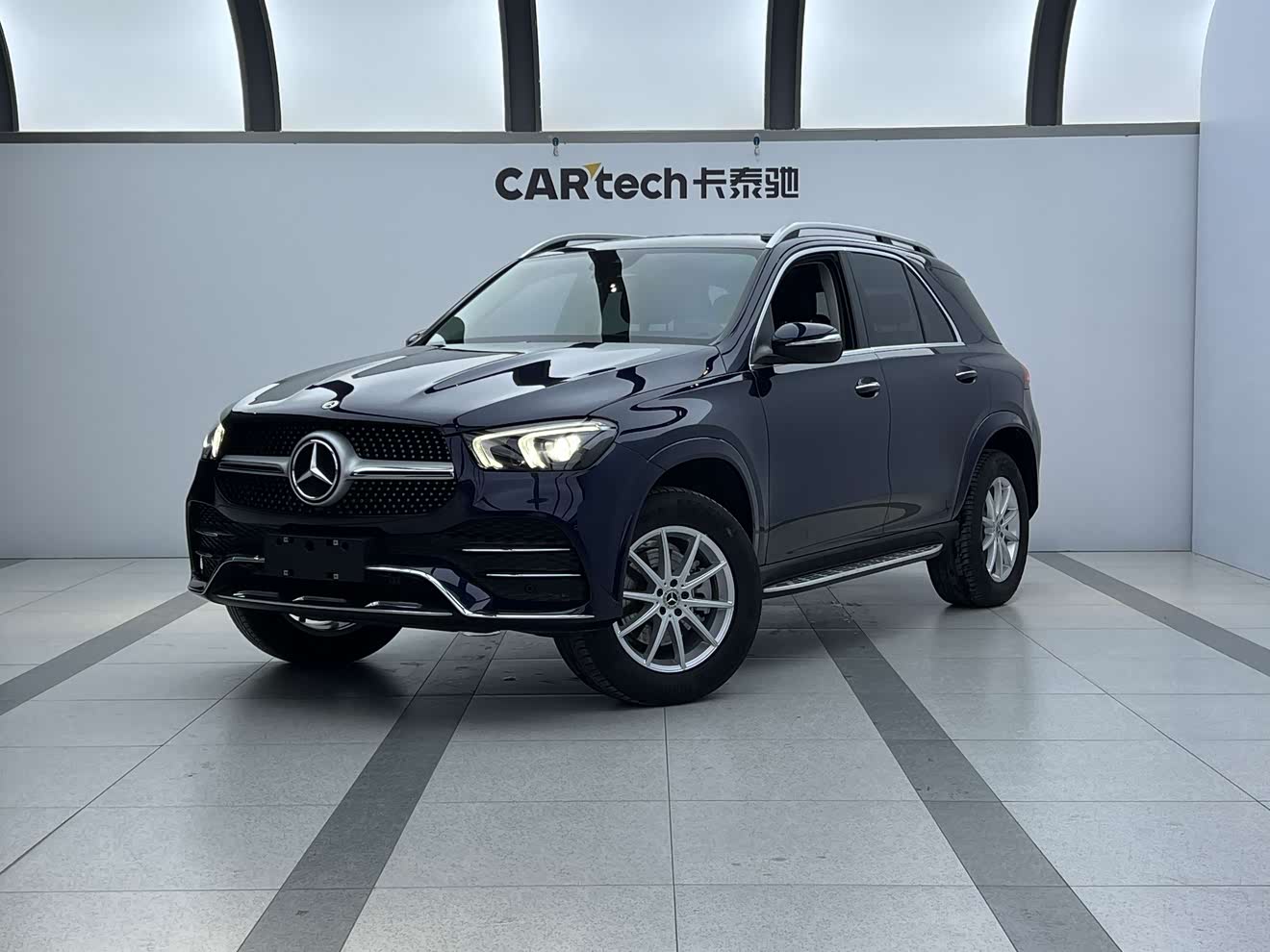 Mercedes-Benz GLE Class 2021 Mercedes-Benz GLE Class 2021 car image