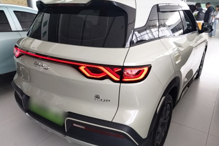BYD YuanUP 2025 #7 BYD YuanUP 2025 car image #7