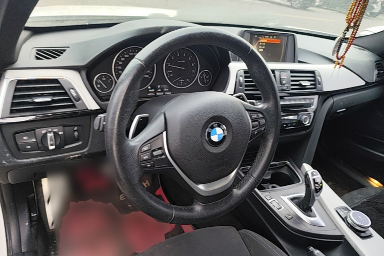 BMW 3 Series 2017 #11 BMW 3 Series 2017 car image #11