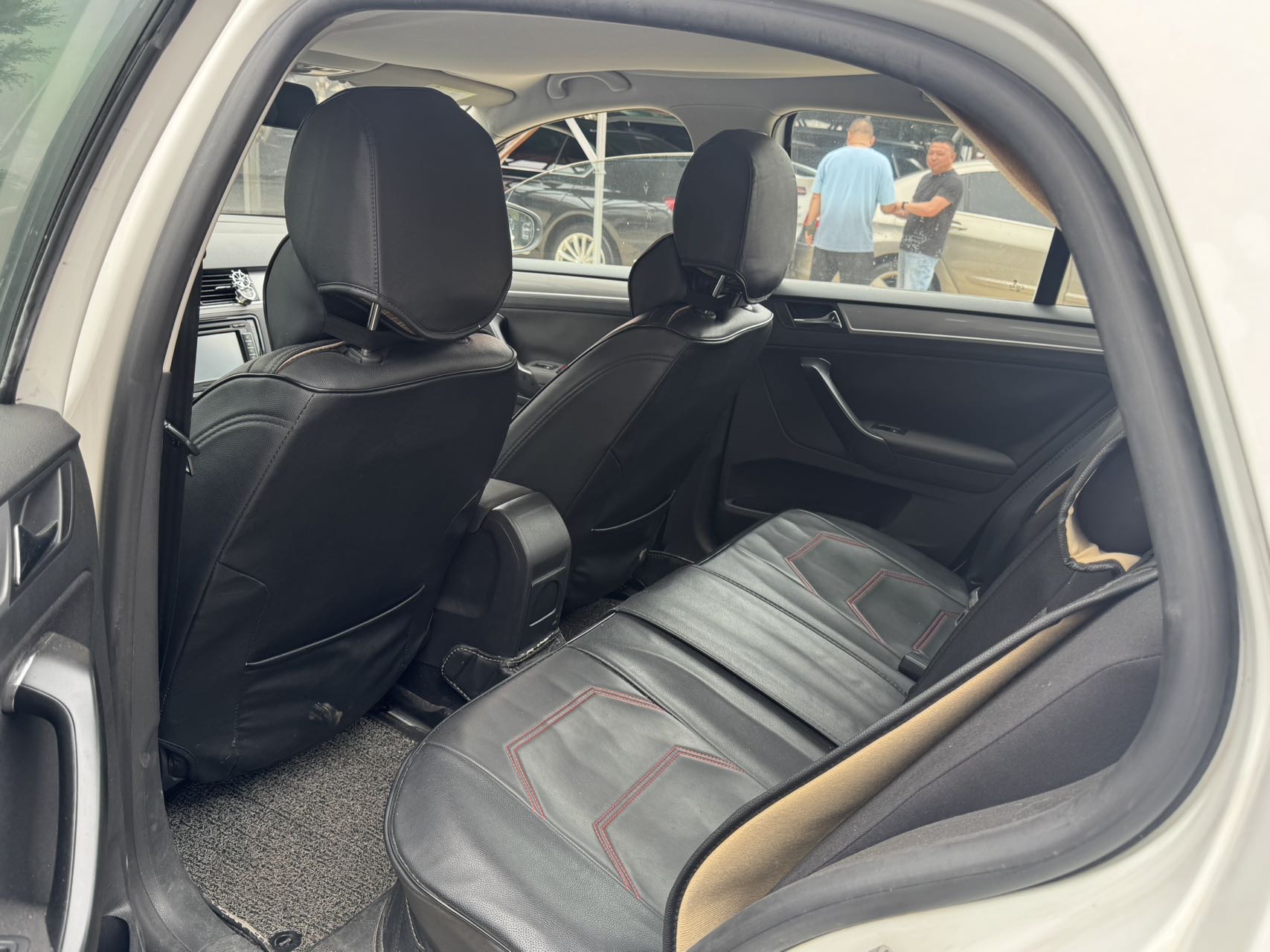 Volkswagen Bora 2014 изображение автомобиля #6