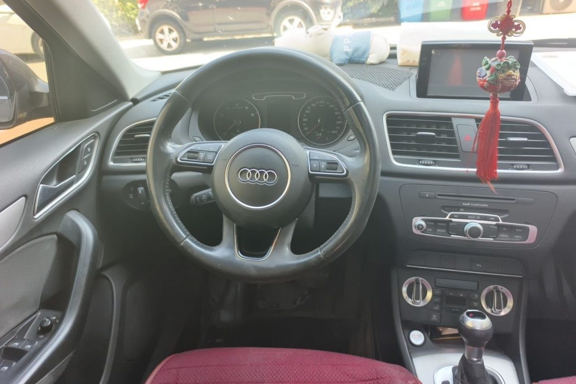 Audi Q3 2015 #22 Audi Q3 2015 car image #22