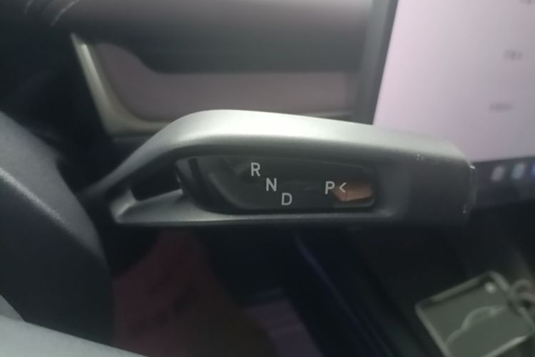MI SU7 2025 car image #14