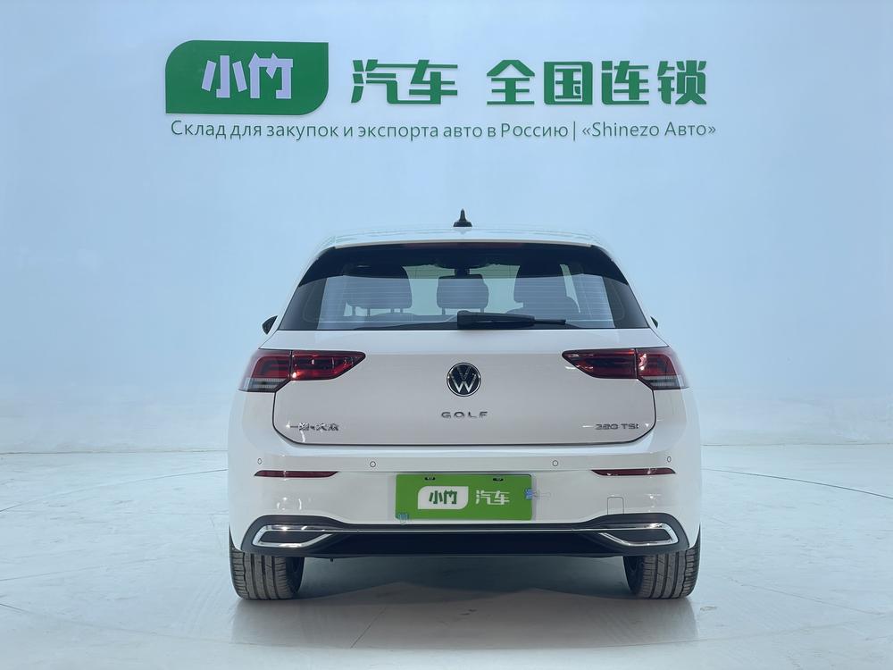 Volkswagen Golf 2022 car image #6