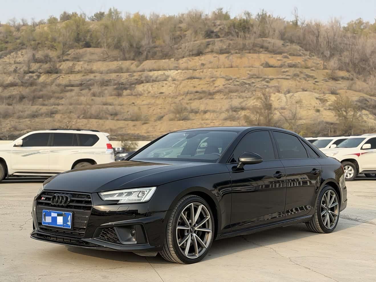 Audi S4 2019 car image 