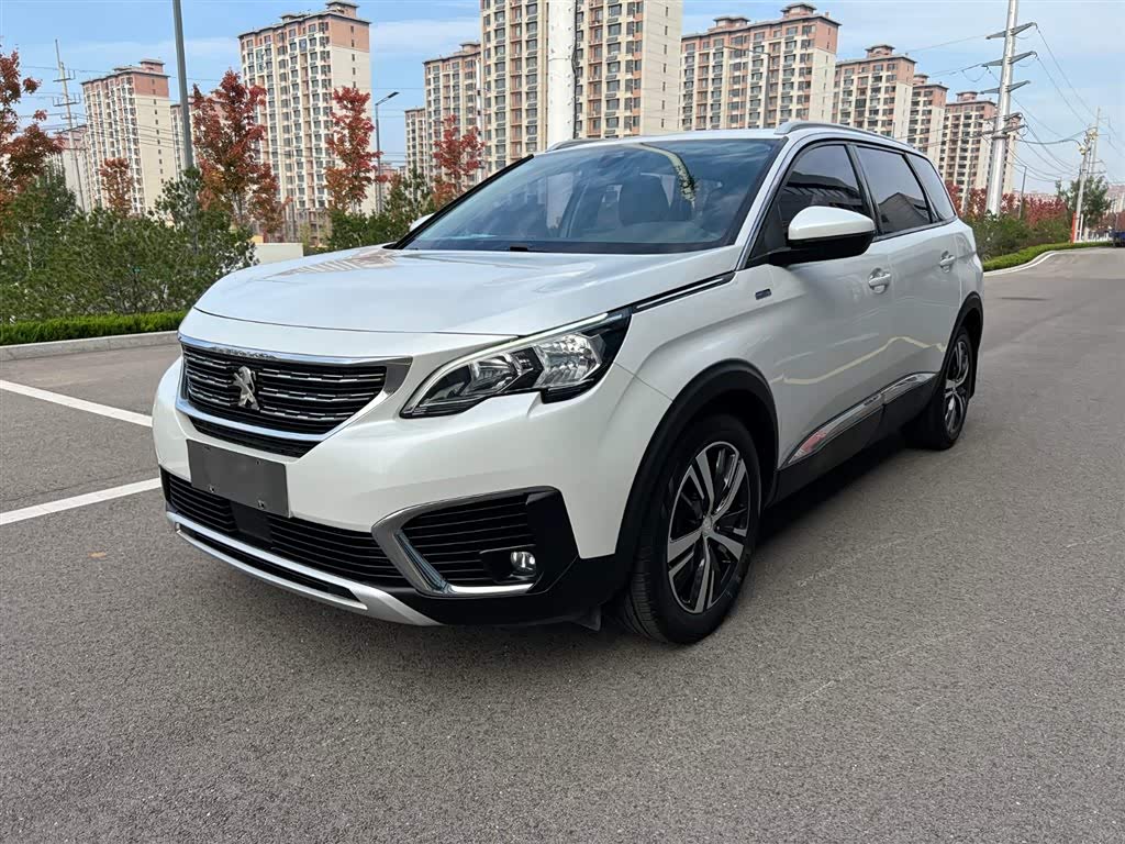 Peugeot 5008 2017 Peugeot 5008 2017 car image