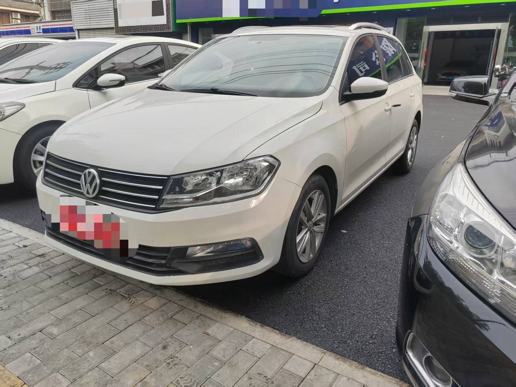 Volkswagen Santana 2015 Volkswagen Santana 2015 car image