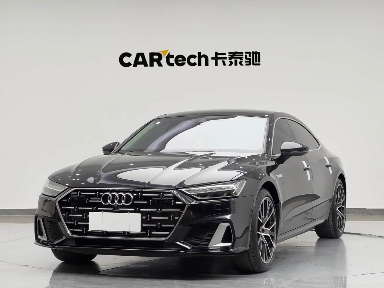 Audi A7L 2024 car image 