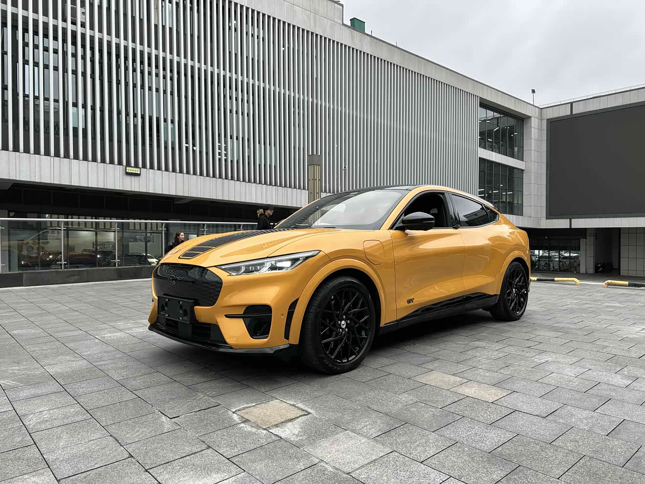 Ford Mustang Mach-E 2023 car image 