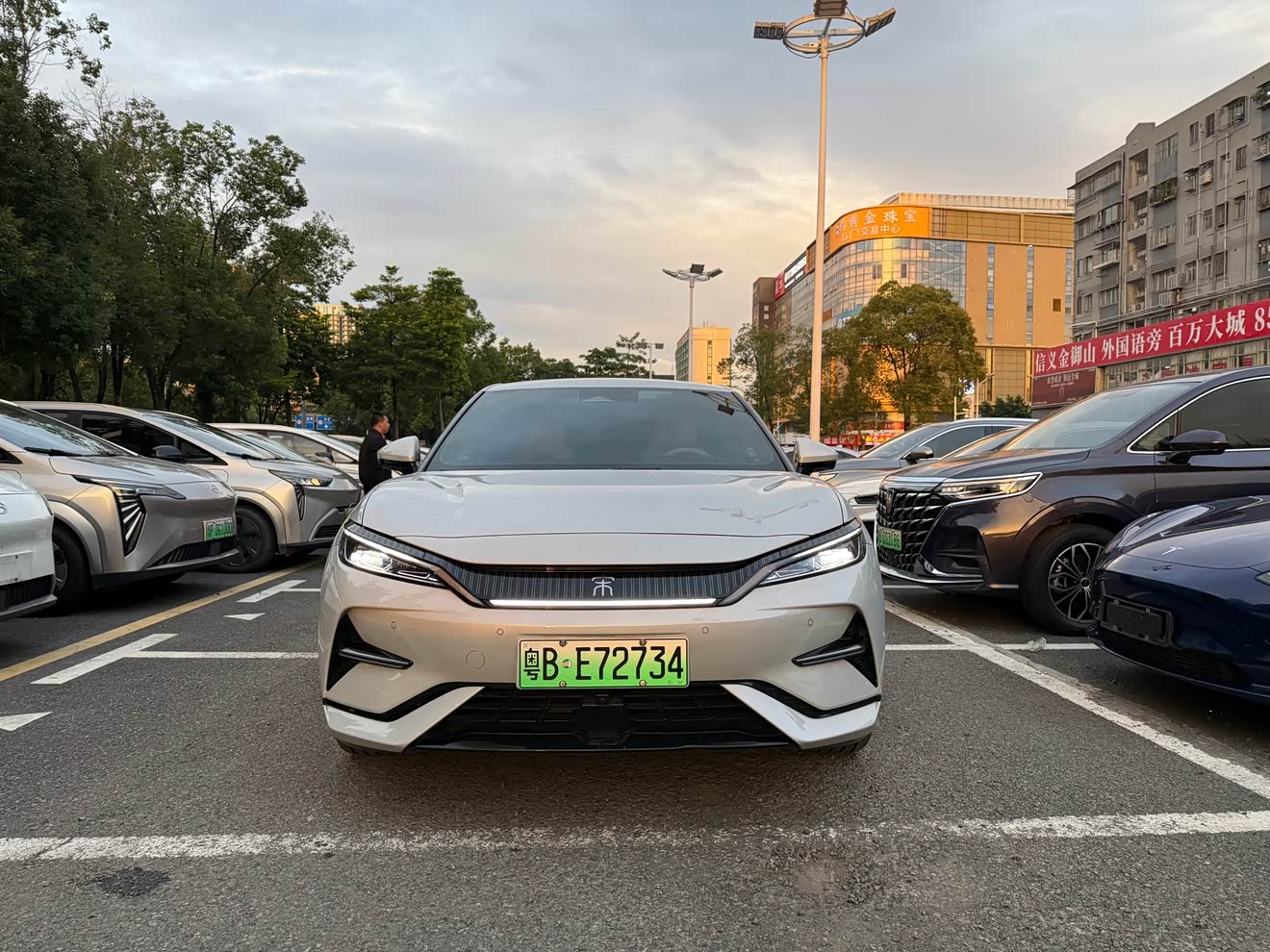 BYD SongL EV 2024 car image 