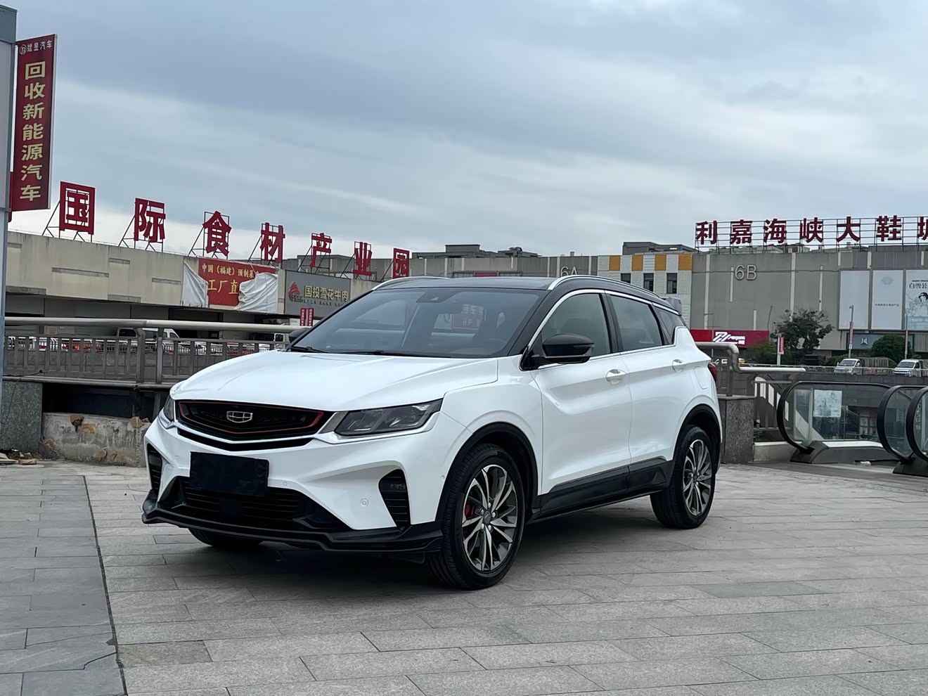 GEELY Coolray 2019 car image 