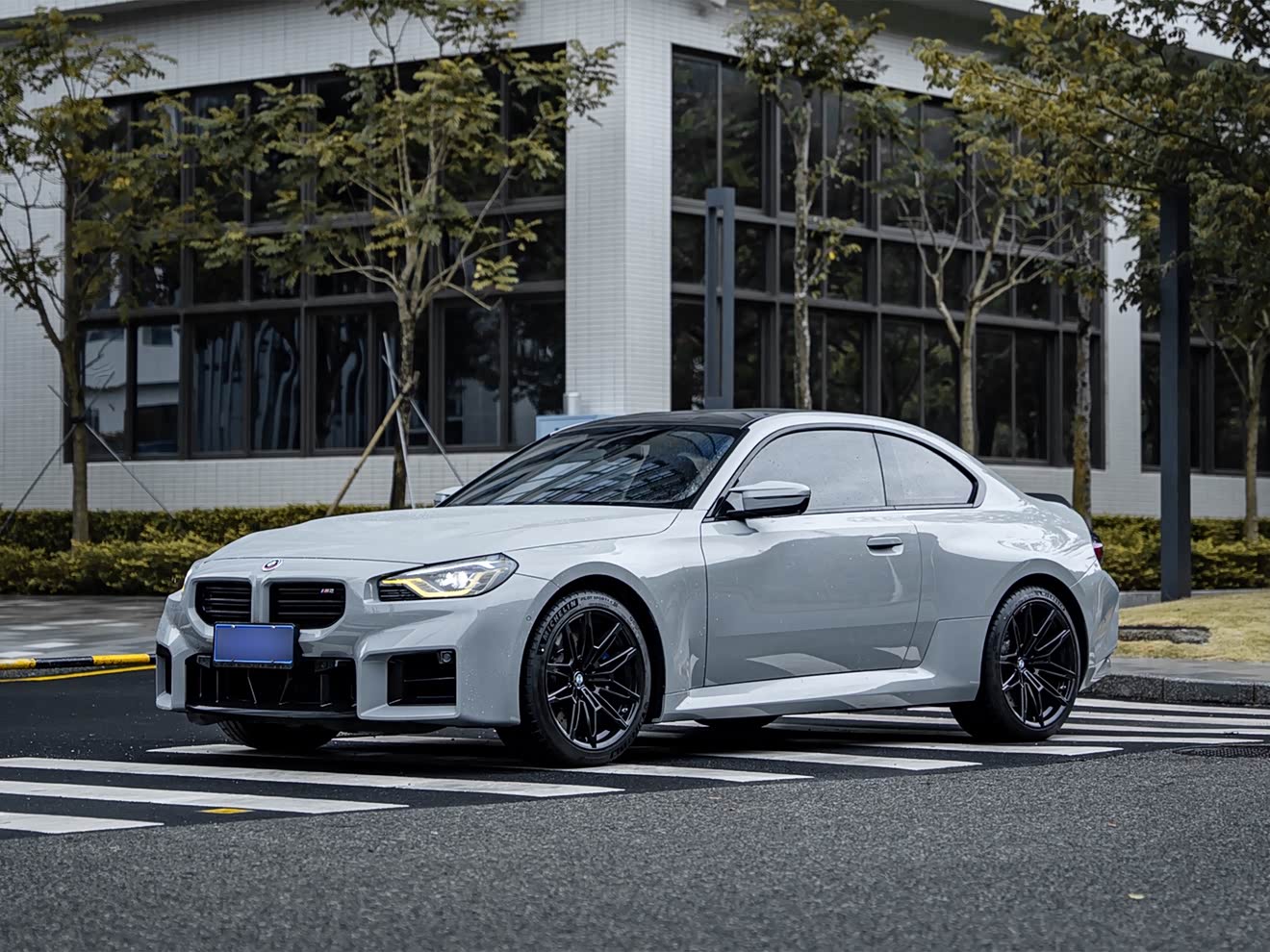 BMW M2 2024 car image 