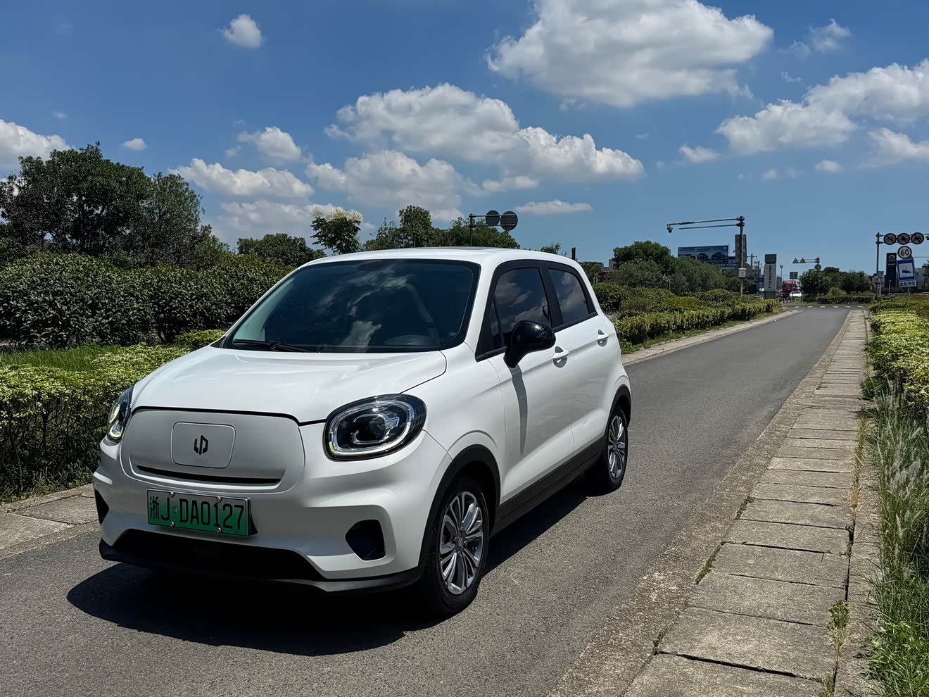 Leapmotor T03 2021 汽车图片 