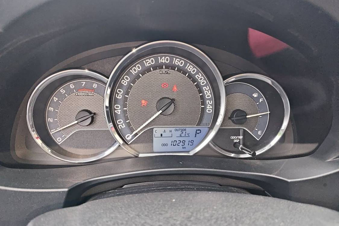 Toyota Corolla 2015 car image #24