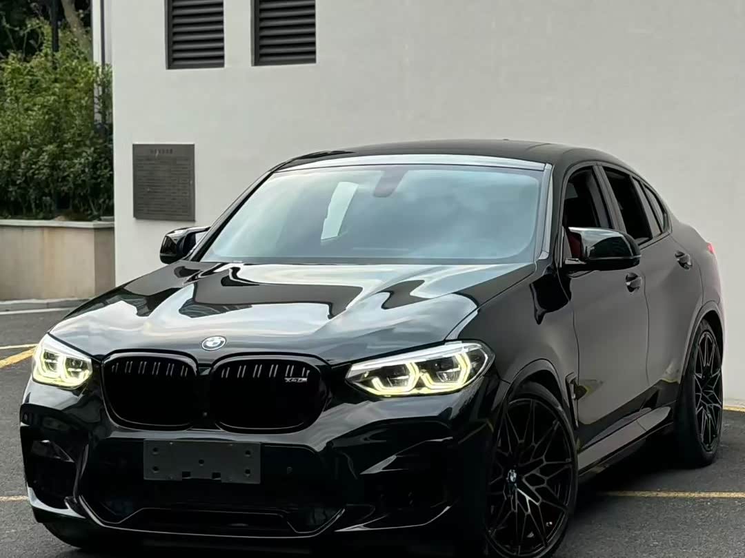BMW X4 M 2020 BMW X4 M 2020 car image