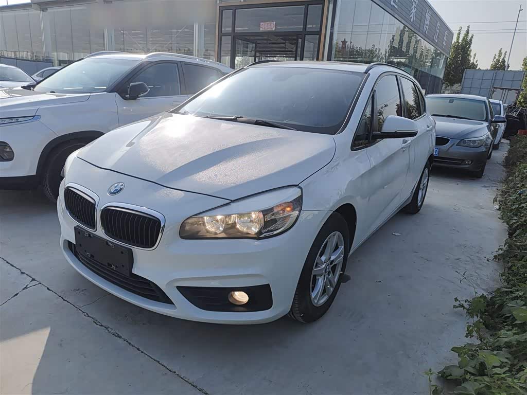 BMW 2 Series Tourer (Imported) 2015 car image 