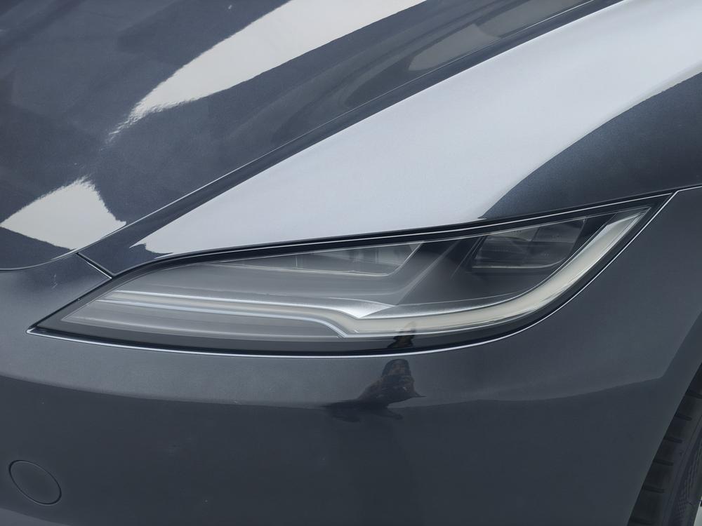 Tesla Model 3 2025 car image #12