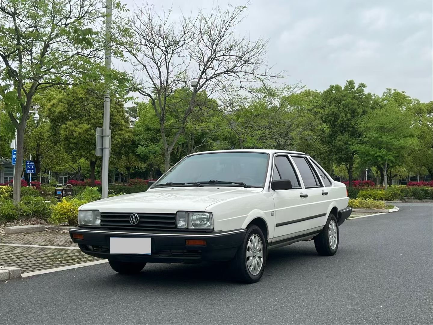 Volkswagen Santana Classic 2011 汽车图片 