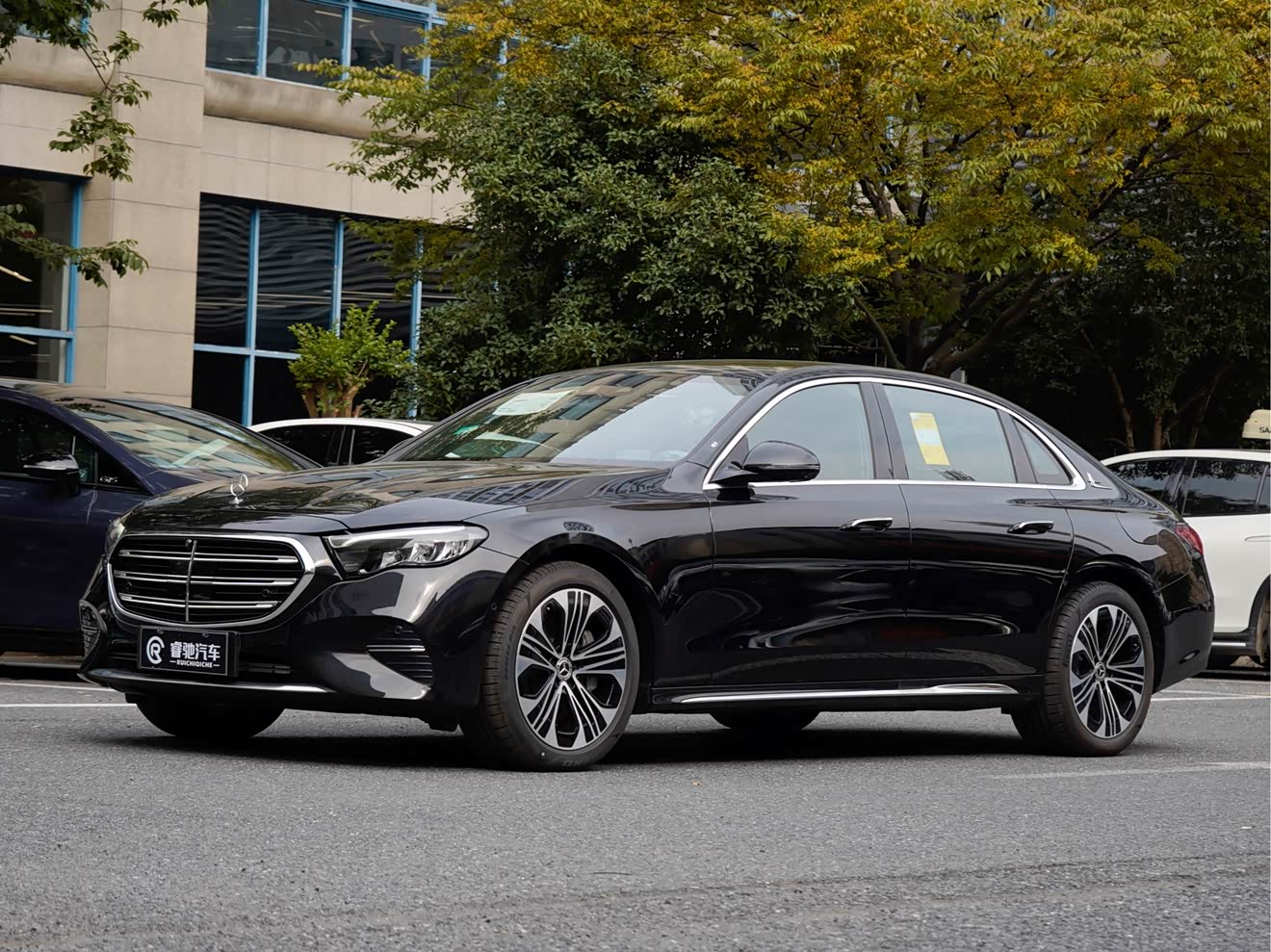 Mercedes-Benz E Class New Energy 2025 car image 