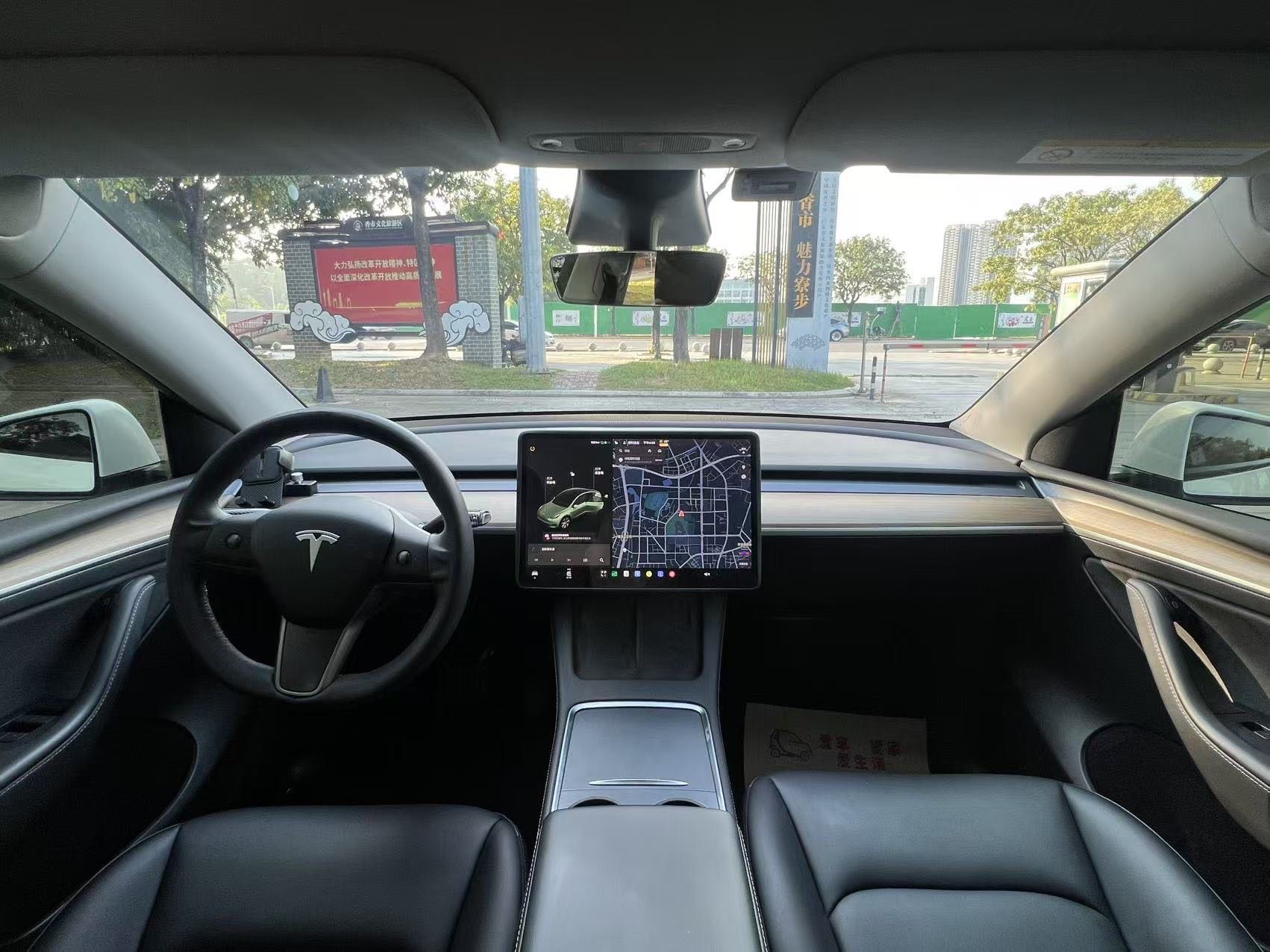 Tesla Model Y 2021 #5 Tesla Model Y 2021 car image #5
