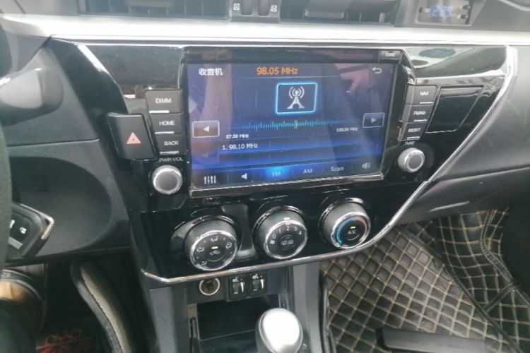 Toyota Corolla 2017 car image #17
