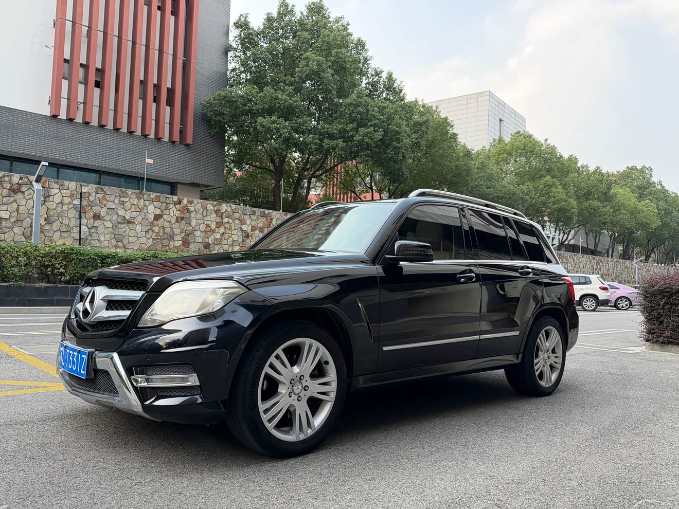 Mercedes-Benz GLK Class 2016 Mercedes-Benz GLK Class 2016 car image