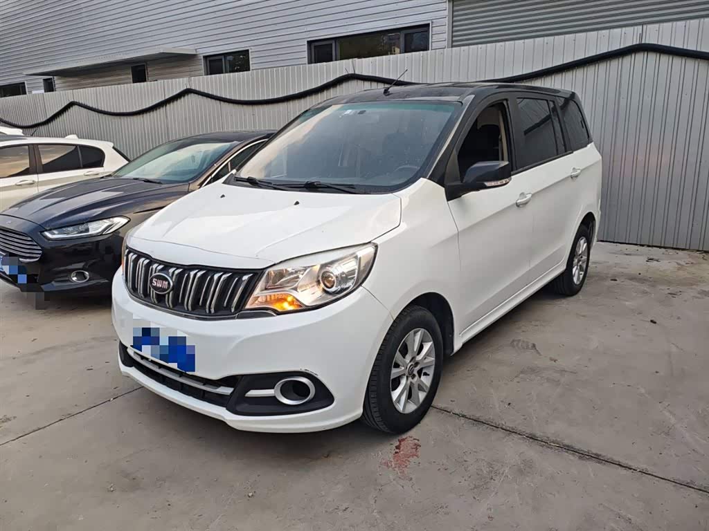 SWM X2 2021 SWM X2 2021 汽车图片