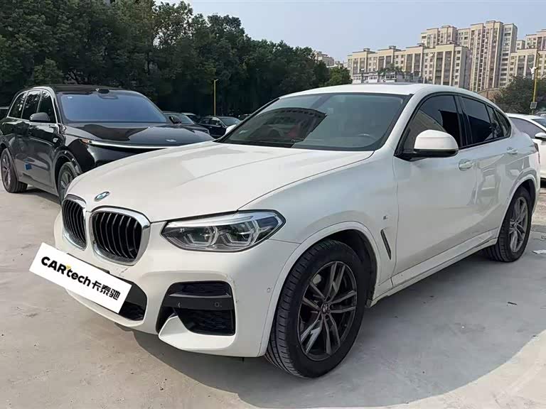 BMW X4 2021 BMW X4 2021 car image