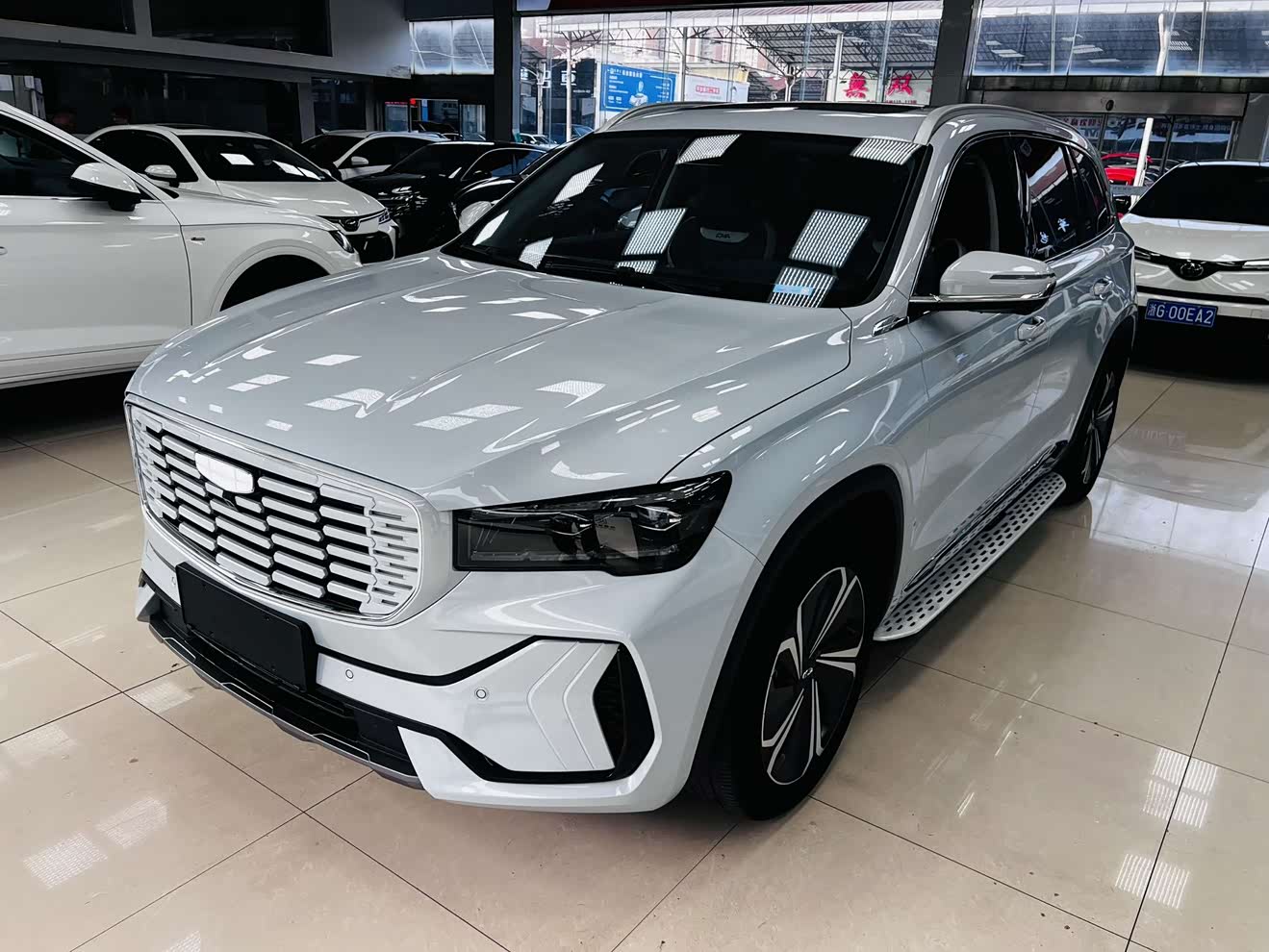 GEELY Monjaro 2022 car image 