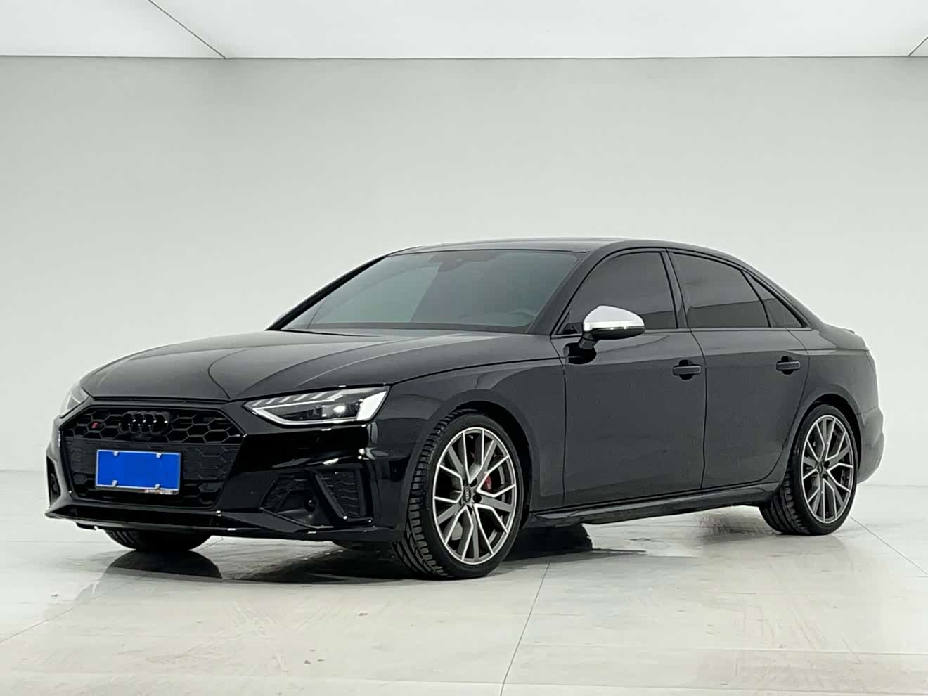 Audi S4 2022 car image 