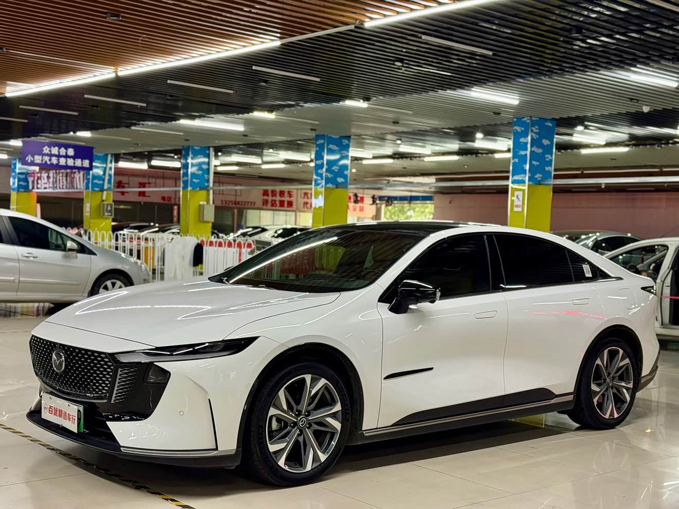 Mazda EZ-6 2024 汽车图片 