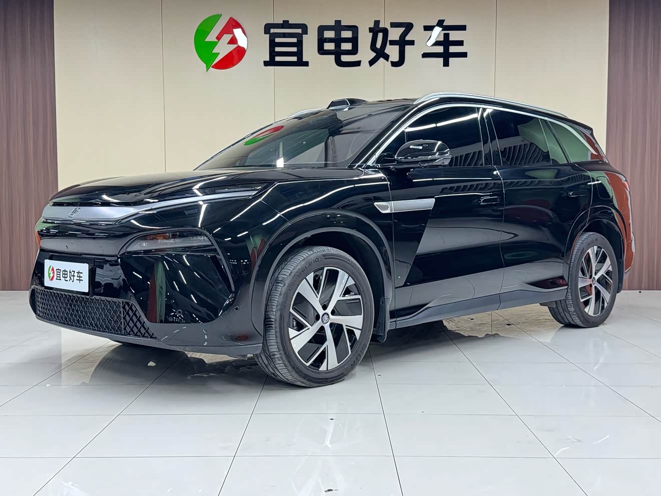BYD Tang L 2025 image de voiture 