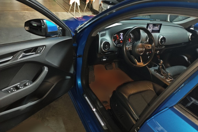 Audi A3 2018 #16 Audi A3 2018 car image #16