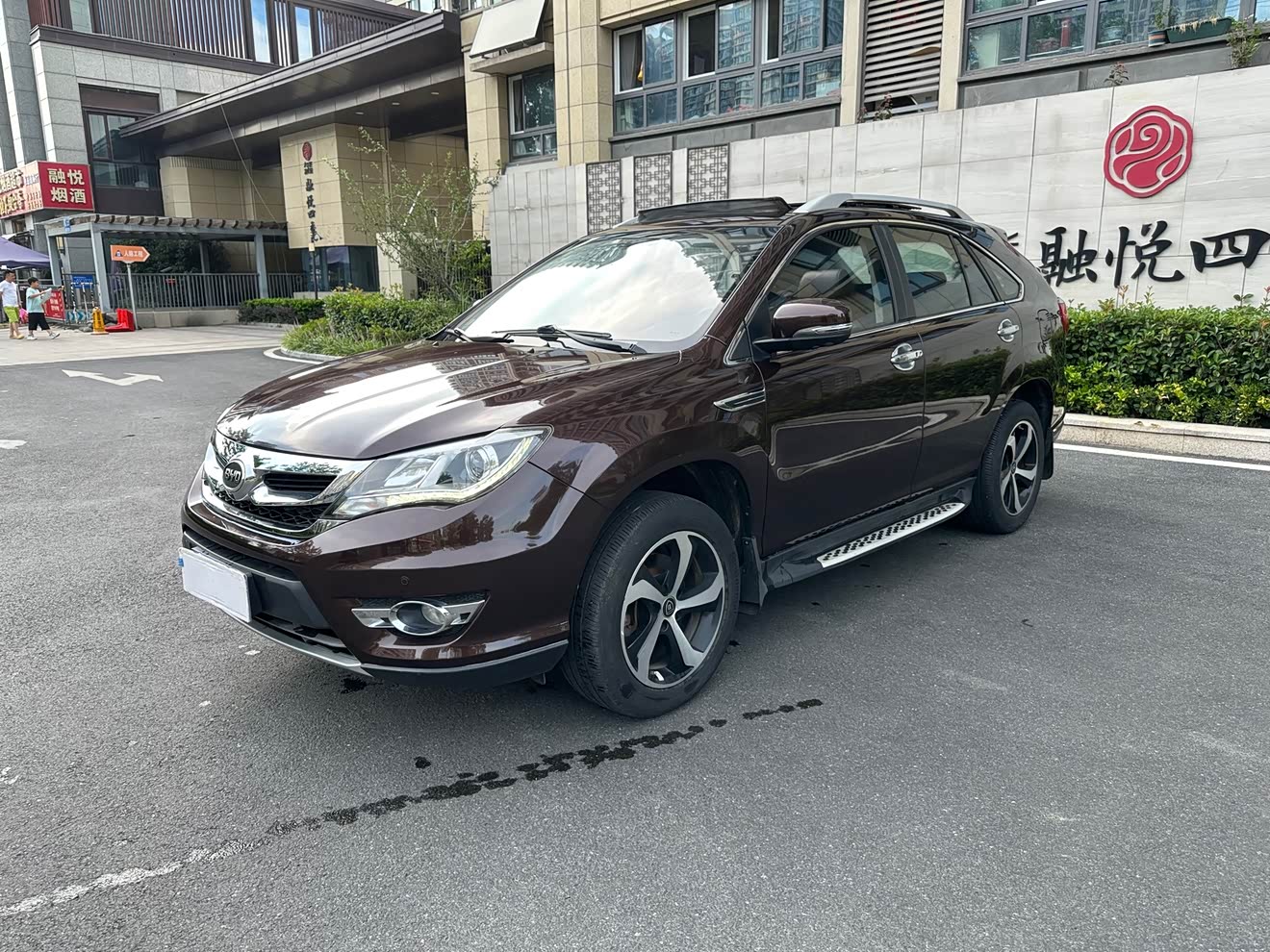 BYD S7 2017 car image 