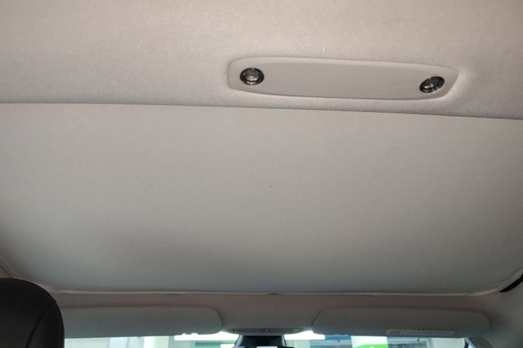 Tesla Model 3 2020 immagine di auto #18